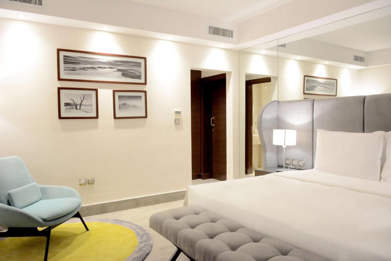 Radisson Blu Resort, Al Khobar Half Moon Bay Exterior foto A bedroom at the hotel