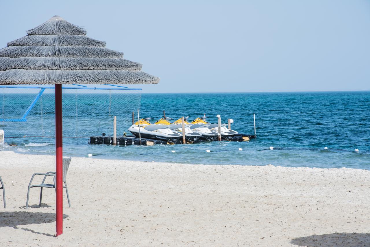 Radisson Blu Resort, Al Khobar Half Moon Bay Exterior foto Beach in Pomorie