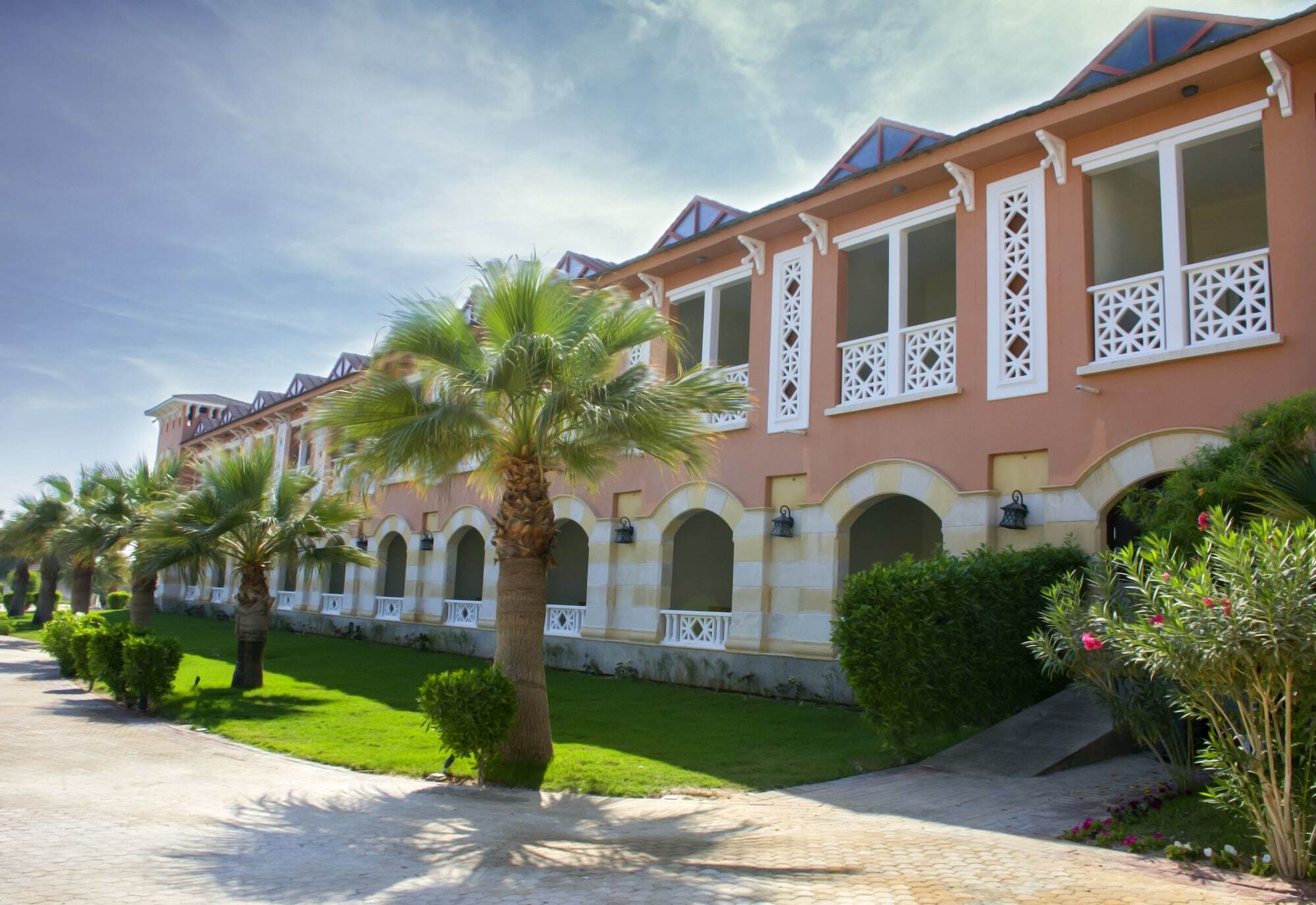 Radisson Blu Resort, Al Khobar Half Moon Bay Exterior foto A typical hotel in Antalya